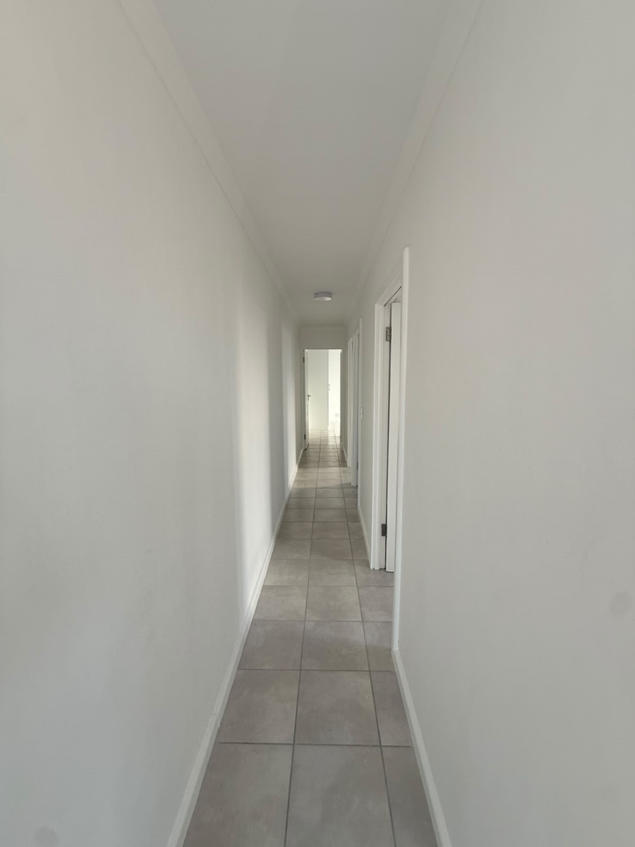 To Let 3 Bedroom Property for Rent in Kommetjie Western Cape